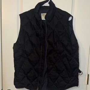 Men’s Eddie Bauer black puffer vest goose down filling size M zip up